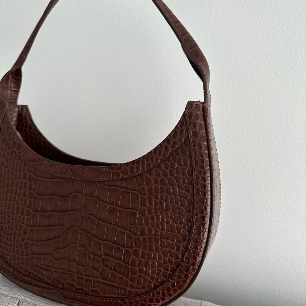Recto $675 Croc Effect Half Moon Brown Shoulder Bag deadstock - Picture 3 of 9